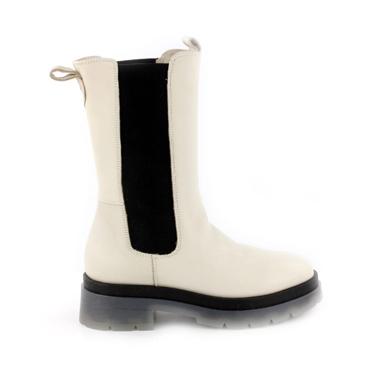 10712925002123139 (1).jpg