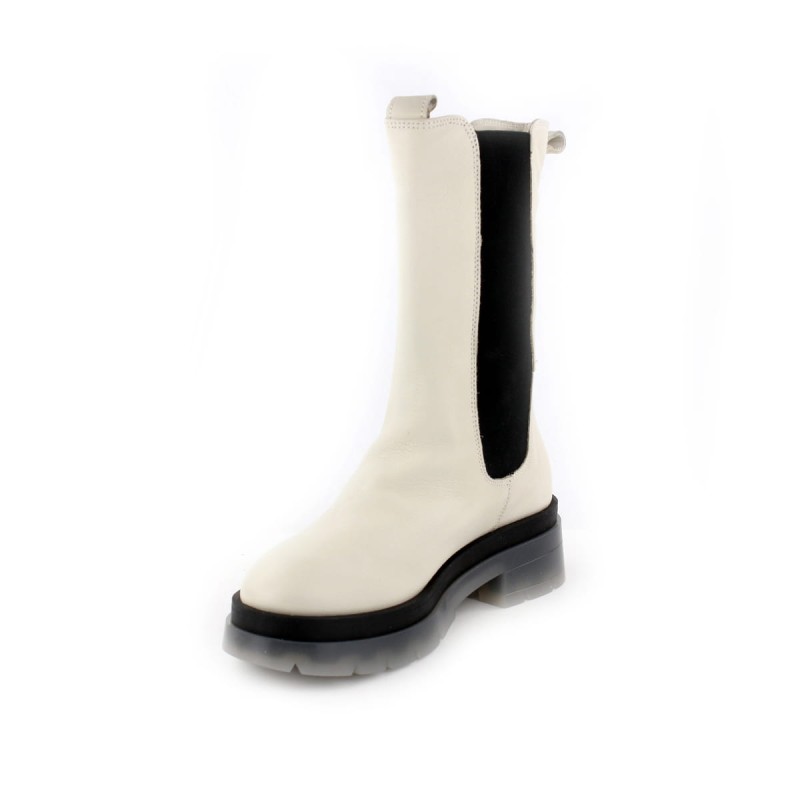 10712925002123139 (4).jpg