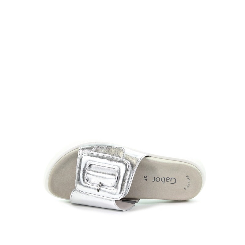 NN213205 4375161 (10).jpg