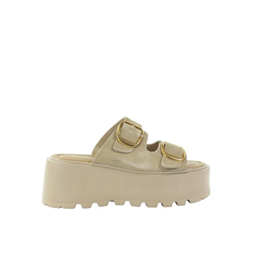 Damskie skórzane beżowe klapki na platformie GOE TT2N4111