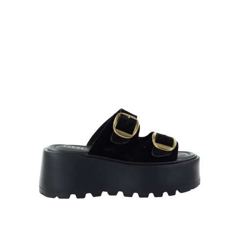 Damskie skórzane czarne klapki na platformie GOE TT2N4112