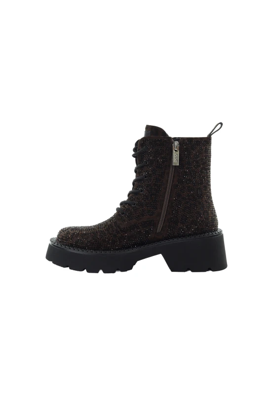 UU2N4116-11.jpg
