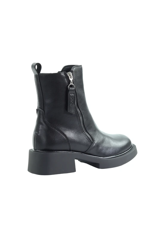 UU2N4918-8..jpg